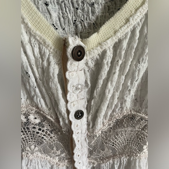 Free people lace button up top - Picture 6 of 8